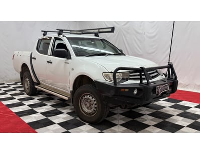 Passenger, Luxury & Commercial Vehicles Auction - Lot 280