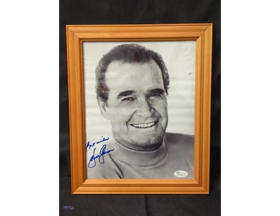 AUTOGRAPHED PHOTOGRAPH OF JAMES GARNER.

Item Size...
