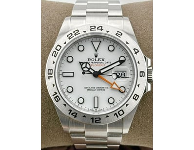 Luxury Watches (A991) - Lot 725