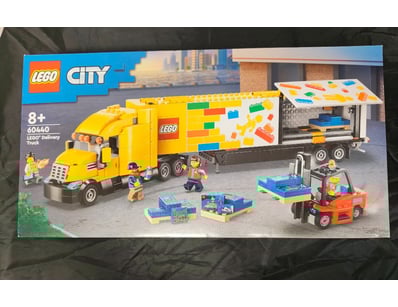 **UNRESERVED** COOKIE'S LIFETIME COLLECTION OF L... - Lot 56