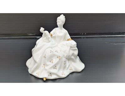 Antiques, Vintage & Interior Treasures (A1006) - Lot 100302