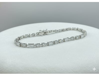 Lab Grown Diamonds & Jewellery (A981) - Lot 2404