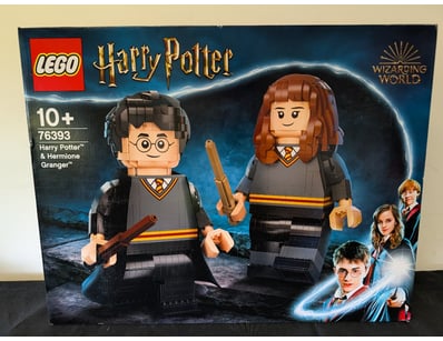 **UNRESERVED** LIFETIME COLLECTION OF LEGO PART... - Lot 699