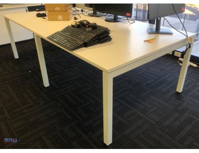 Large Office Table. Table Only


Buyer needs to...