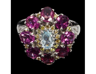 Thrift Shop (A976) - Lot 1090