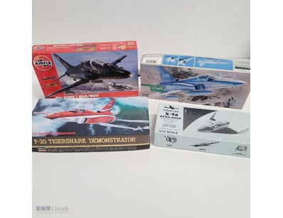 VINTAGE AIRCRAFT MODEL KIT COLLECTION - BAE HAWK, ...