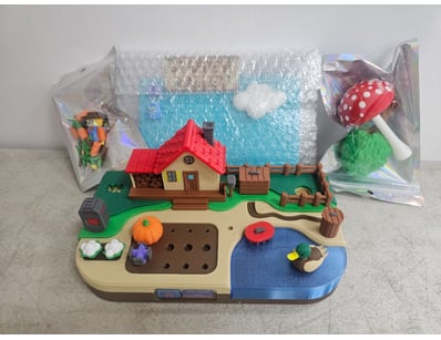 Unclaimed Freight (GCA1007) - Lot 403