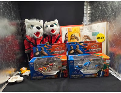 COLLECTION OF ANTIQUES, INCLUDING AMERICAN CHOPPER...