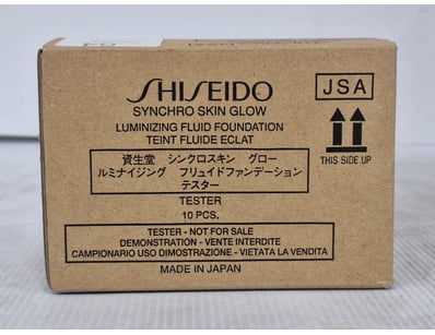 Shiseido, Syncro Skin Glow, Luminizing Fluid Found...