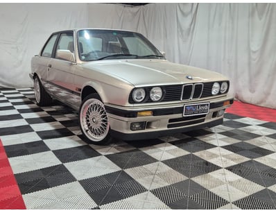 Classic, Muscle & Barn Finds - Lot 300