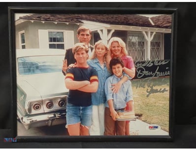 AUTOGRAPHED PHOTOGRAPH OF DAN LAURIA.

Item Size: ...