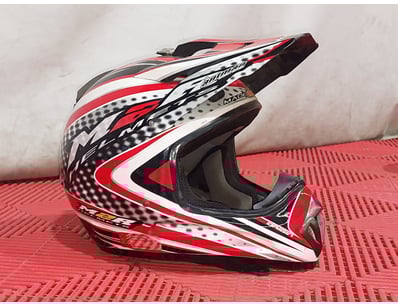 MOTORBIKES • GO-KARTS •  APPAREL - Lot 90