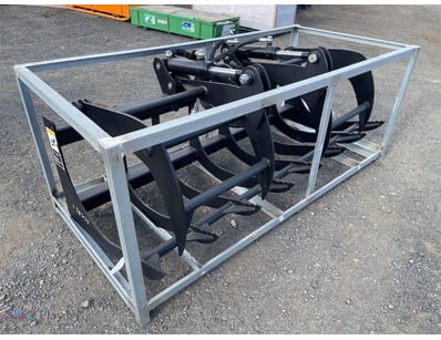 Unused Grapple to Suit Skid Steer, 1680mm wide, Op...