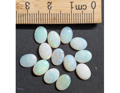 9 CARATS 8X6MM OPAL SOLIDS GEMSTONES     

9 Carat...