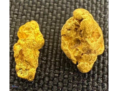 0.950 GRAMS AUSTRALIAN GOLD NUGGETS

Dimensions: H...