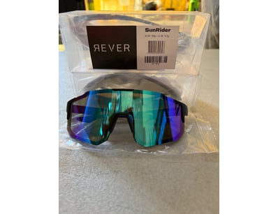 $2M UNRESERVED Major Retailer Business Relocati... - Lot 109