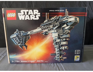 **UNRESERVED** LIFETIME COLLECTION OF LEGO PART... - Lot 158