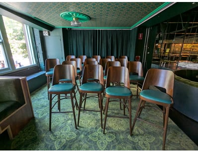 UNRESERVED Cabaret Club + Restaurant Liquidation... - Lot 43