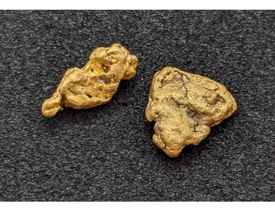 Banknotes & Coins (A995) - Lot 902