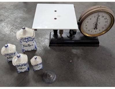 Antique, Vintage & Rugs (A993) - Lot 121