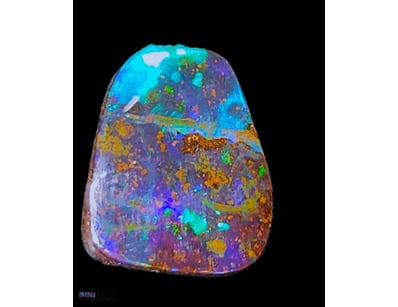 7.6 CARATS WINTON BOULDER OPAL.    

Dimensions: 1...