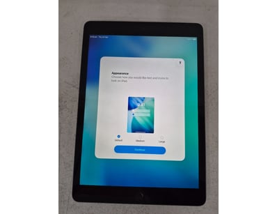 iPad, Apple, 9th gen, 10.2" screen, WIFI/Cellular