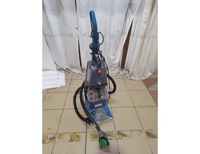 Hoover Twin Tank Gladiator Shampooer, Not Tested
...