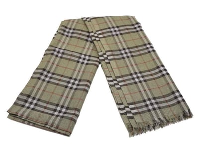 Designer Vault (A985) - Lot 8110