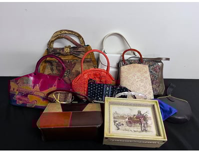 Designer Vault (A1004) - Lot 5030