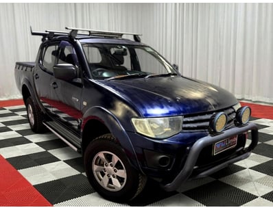 <b>2009 Mitsubishi Triton GLX Dual Cab Chassis - B...