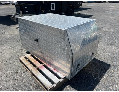 Civil, Transport & Machinery - Nationwide (ON4... - Lot 9120