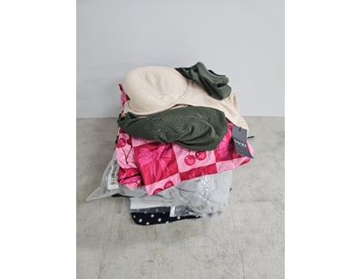 Unclaimed Freight (GCA1007) - Lot 665