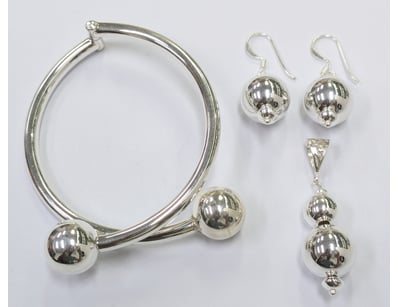 Affordable Jewellery Market (A997) - Lot 624