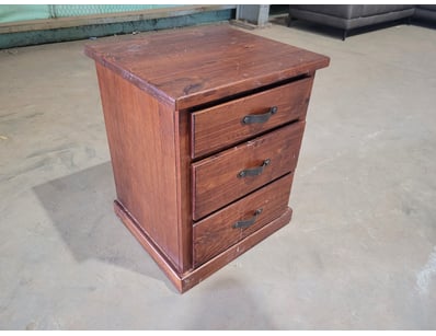 Sporting Gear, Home & Decor (WAA980) - Lot 1032