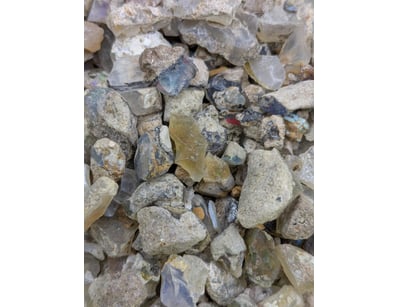 116 GRAMS LIGHTNING RIDGE ROUGH CRYSTAL

655266+...