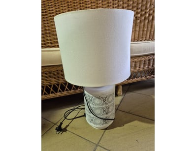 Lamp, Metal Morrocan Style, White

Dimensions: H 5...