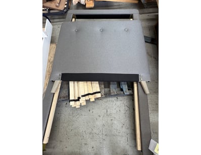 Single Fabric Bed Frame

Needs to be assembled, ...