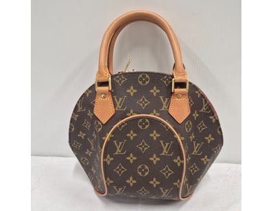 Designer Vault (A978) - Lot 6951
