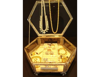 The Curio Collection (A983) - Lot 750