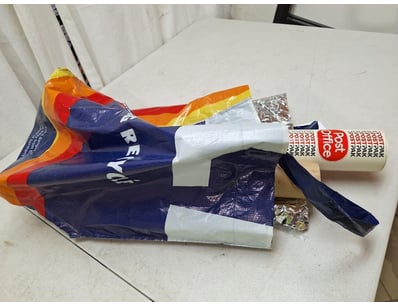 The Curio Collection (A990) - Lot 1003