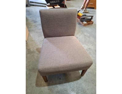 Decorative chair, Grey

Dimensions: H 84cm x W 7...