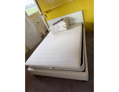 Cottles Bridge Winery Closure (VICA1006) - Lot 19