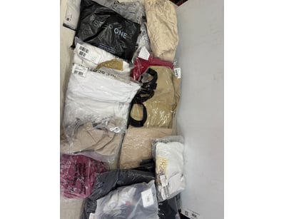 Unclaimed Freight (GCA1007) - Lot 553