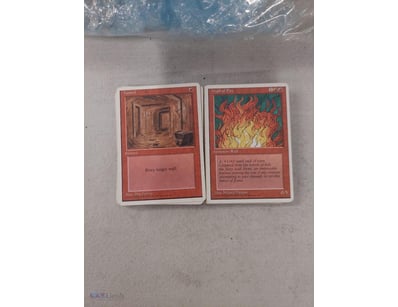 MAGIC THE GATHERING CARDS

Condition: Good - Refer...