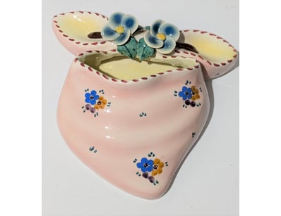 The Curio Collection (A985) - Lot 2501