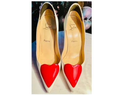 CHRISTIAN LOUBOUTIN RRP: $995 
JAZZ CALF PATENT C...