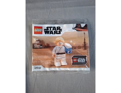 **UNRESERVED** LIFETIME COLLECTION OF LEGO PART... - Lot 332