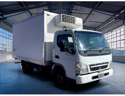 <b>2009 Fuso Canter 4.9L Turbo Diesel Light Truck ...