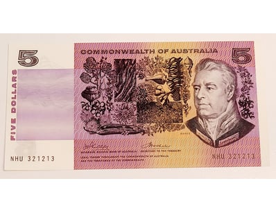 Coins, Banknotes & Bullion (A1004) - Lot 737
