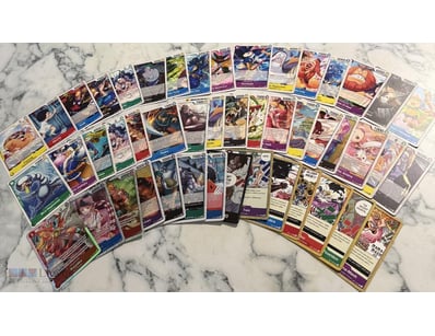 ASSORTED ONE PIECE TRADING CARDS 



Size: 7cm x 4...